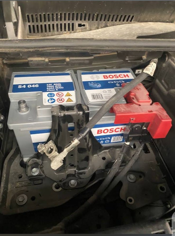 Bosch car battery installed in engine bay in Dubai by Batteryfly